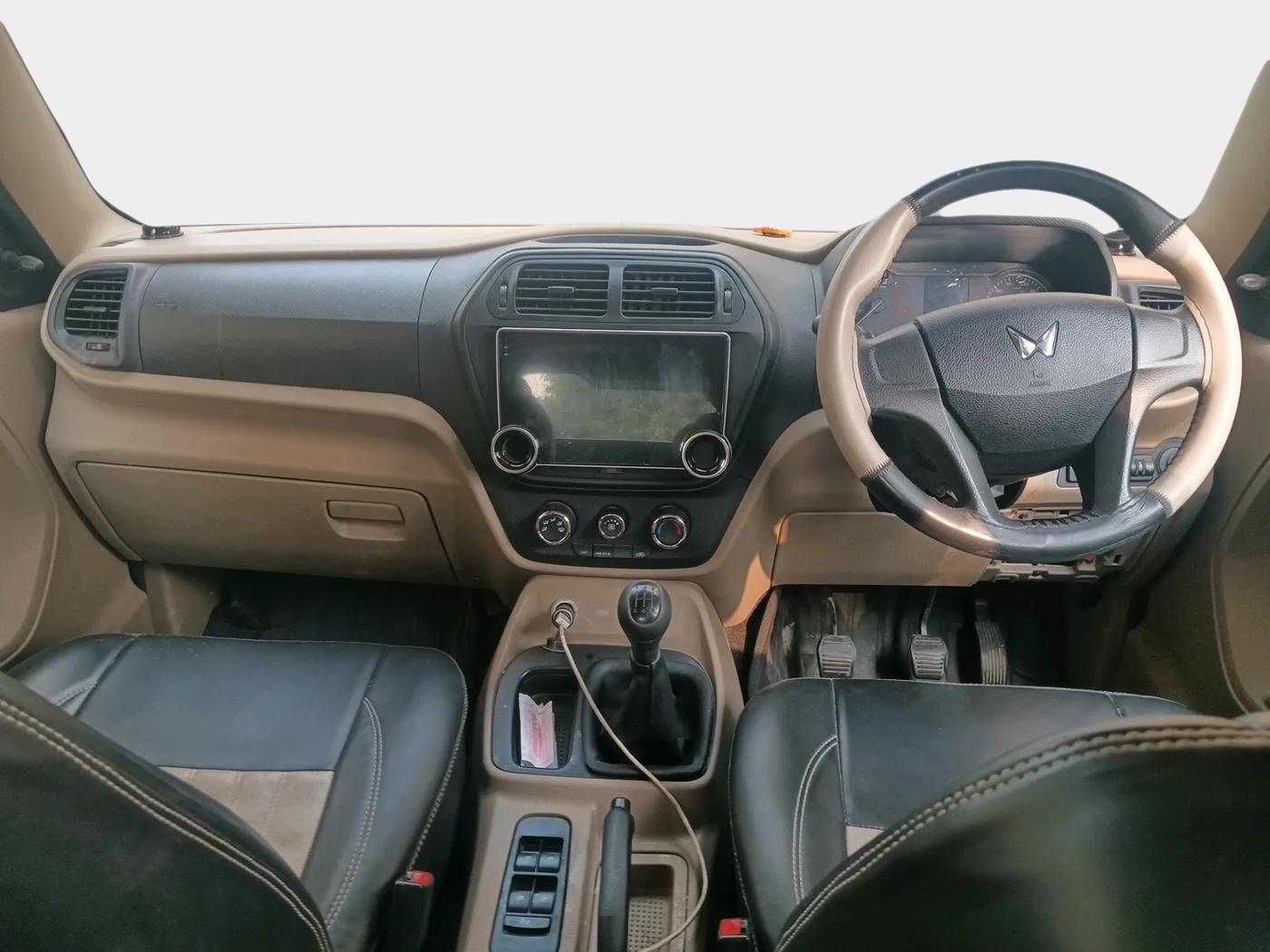 2024 Mahindra BOLERO NEO N 4, Diesel, Manual, 10,356 km, interior