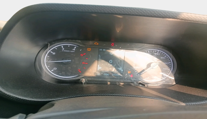 2024 Mahindra BOLERO NEO N 4, Diesel, Manual, 10,356 km, interior