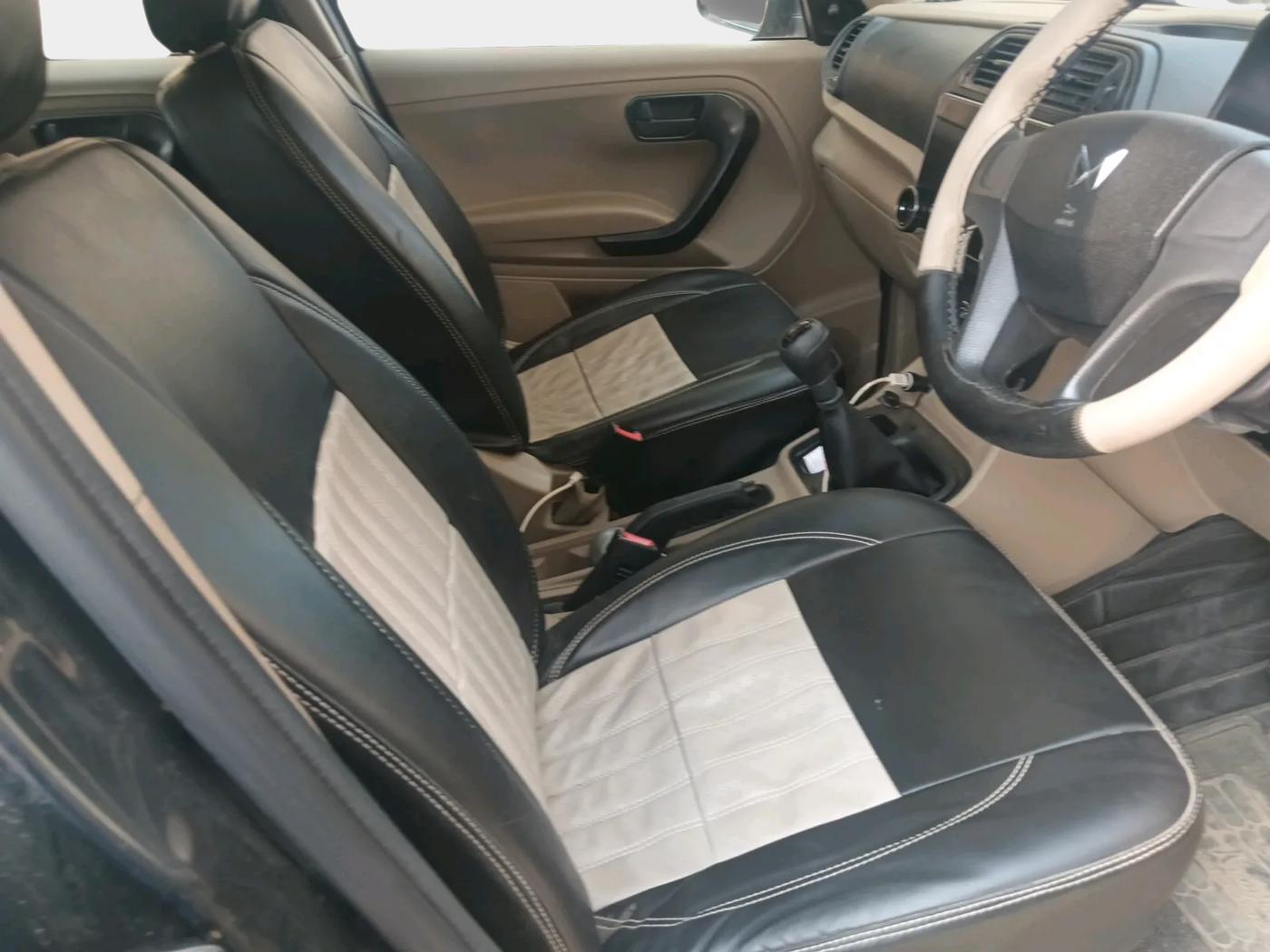 2024 Mahindra BOLERO NEO N 4, Diesel, Manual, 10,356 km, interior