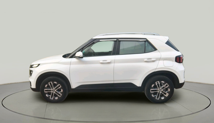 2022 Hyundai VENUE SX 1.5 CRDI, Diesel, Manual, 56,913 km, exterior