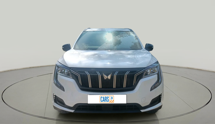 2024 Mahindra XUV700 MX D MT 5 STR, Diesel, Manual, 9,669 km, exterior