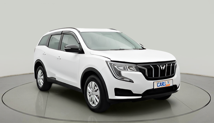 2024 Mahindra XUV700 MX D MT 5 STR, Diesel, Manual, 9,669 km, exterior