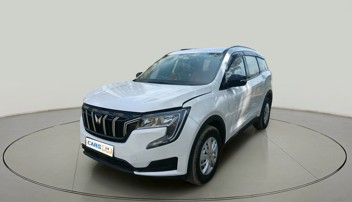 2024 Mahindra XUV700 MX D MT 5 STR, Diesel, Manual, 9,669 km, exterior