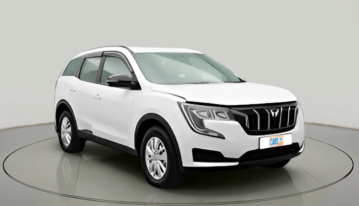 2024 Mahindra XUV700 MX D MT 5 STR, Diesel, Manual, 9,669 km, exterior