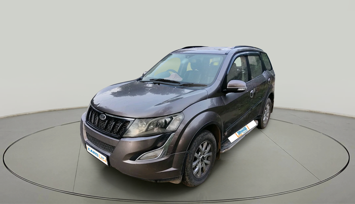 2017 Mahindra XUV500 W10 1.99, Diesel, Manual, 2,75,020 km, exterior