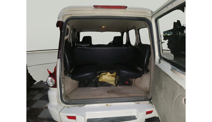 2011 Mahindra Scorpio SLE, Diesel, Manual, 1,22,071 km, exterior