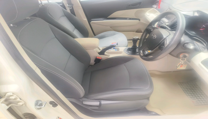 2019 Mahindra XUV300 W4 1.5 DIESEL, Diesel, Manual, 22,646 km, interior