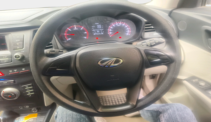 2019 Mahindra XUV300 W4 1.5 DIESEL, Diesel, Manual, 22,646 km, interior