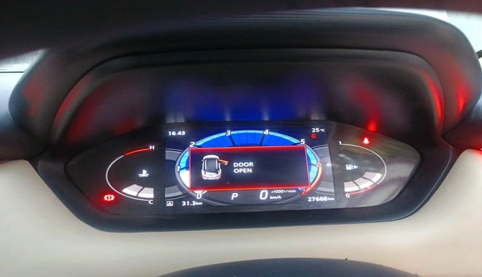 2021 Nissan MAGNITE XV TURBO CVT, Petrol, Automatic, 27,668 km, interior