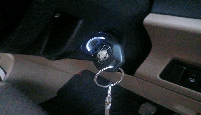 2018 Mahindra TUV300 T8 AMT, Diesel, Automatic, 49,716 km, interior