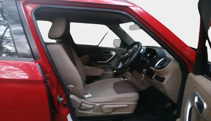 2018 Mahindra TUV300 T8 AMT, Diesel, Automatic, 49,716 km, interior