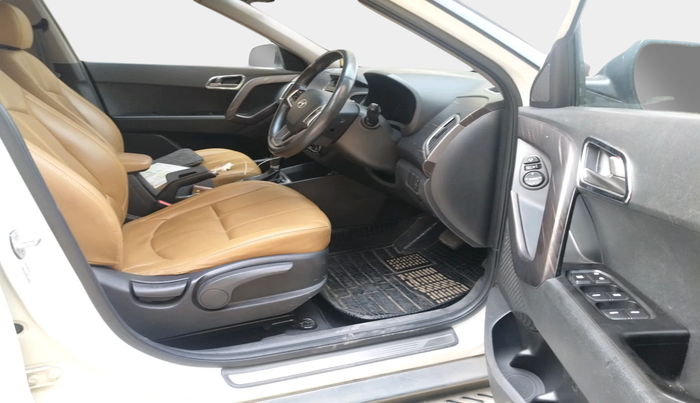 2016 Hyundai Creta SX PLUS AT 1.6 DIESEL, Diesel, Automatic, 46,098 km, interior