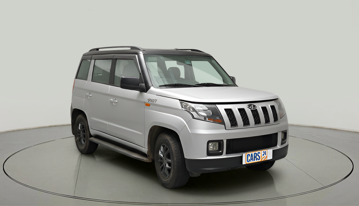 2019 Mahindra TUV300 T10 DUAL TONE, Diesel, Manual, 93,846 km, exterior