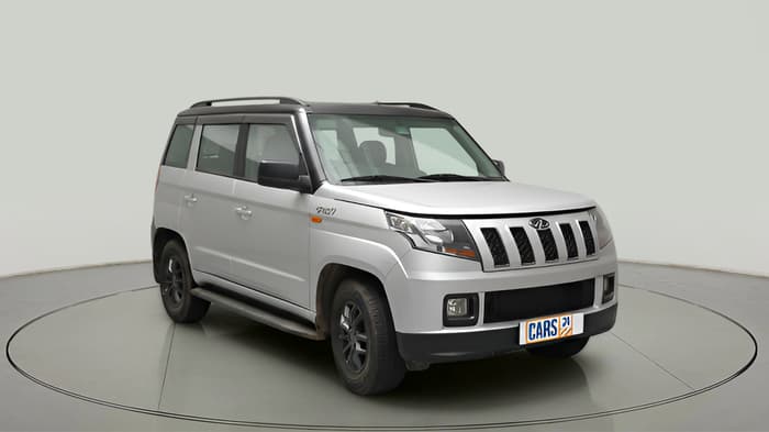 2019 Mahindra TUV300 T10 DUAL TONE, Diesel, Manual, 93,846 km, exterior