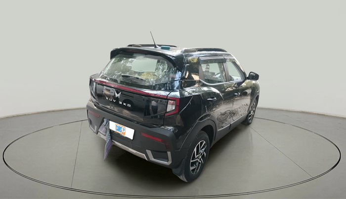 2025 Mahindra XUV 3XO AX5 1.2 L TCMPFi, Petrol, Manual, 4,604 km, exterior