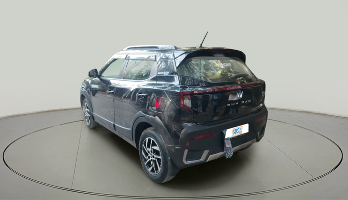 2025 Mahindra XUV 3XO AX5 1.2 L TCMPFi, Petrol, Manual, 4,604 km, exterior