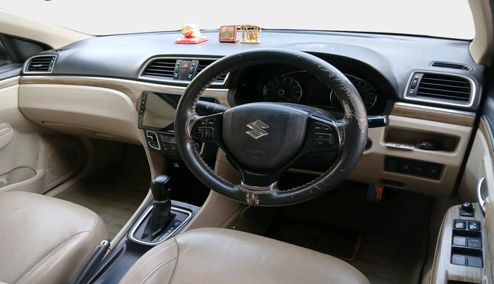 2019 Maruti Ciaz ALPHA  AT 1.5 SHVS PETROL, Petrol, Automatic, 85,987 km, interior