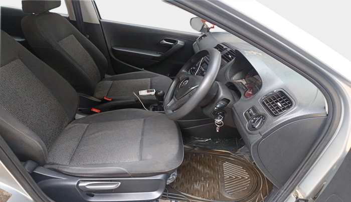 2014 Volkswagen Polo COMFORTLINE 1.2L PETROL, Petrol, Manual, 72,806 km, interior