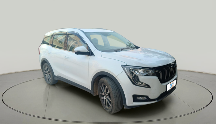 2023 Mahindra XUV700 AX 7 LUXURY D MT 7 STR, Diesel, Manual, 84,083 km, exterior