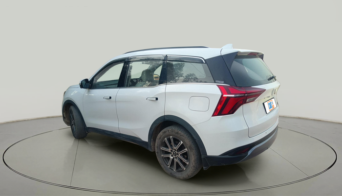 2023 Mahindra XUV700 AX 7 LUXURY D MT 7 STR, Diesel, Manual, 84,083 km, exterior