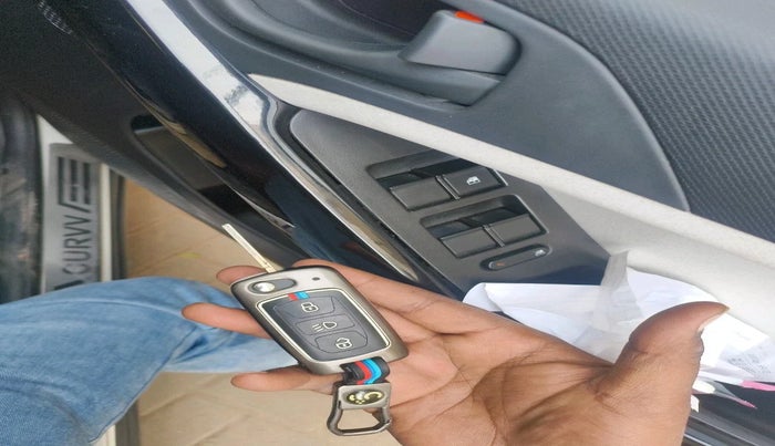 2024 Tata Curvv Pure Plus 1.2 Petrol 7DCA, Petrol, Automatic, 3,211 km, interior