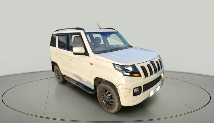2017 Mahindra TUV300 T10, Diesel, Manual, 65,682 km, exterior