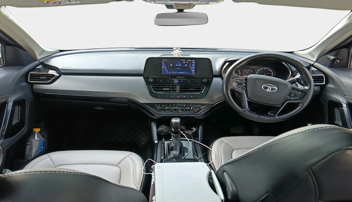 2022 Tata Harrier XTA PLUS 2.0L KRYOTEC DARK EDITION, Diesel, Automatic, 96,321 km, interior