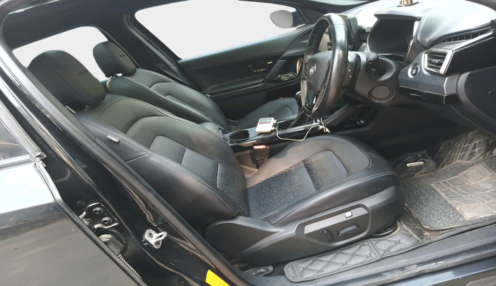 2022 Tata Safari XZA PLUS DARK EDITION, Diesel, Automatic, 56,508 km, interior