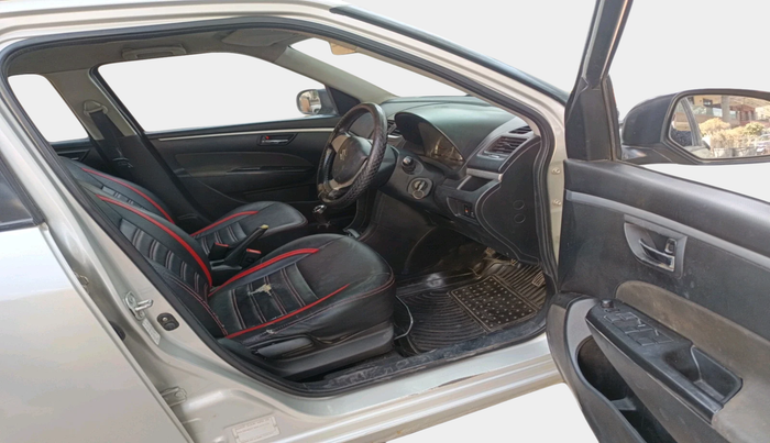 2015 Maruti Swift VXI, Petrol, Manual, 1,18,897 km, interior