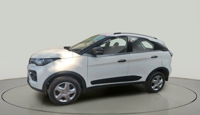 2021 Tata NEXON XM PETROL, Petrol, Manual, 34,021 km, exterior