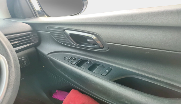 2022 Hyundai NEW I20 SPORTZ 1.2 AT, Petrol, Automatic, 13,763 km, interior