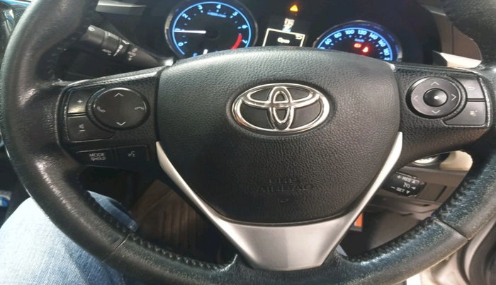 2016 Toyota Corolla Altis VL CVT PETROL, Petrol, Automatic, 1,63,170 km, interior