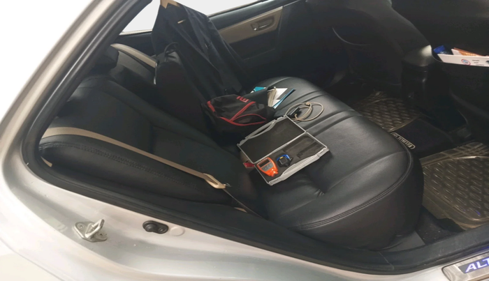 2016 Toyota Corolla Altis VL CVT PETROL, Petrol, Automatic, 1,63,170 km, interior