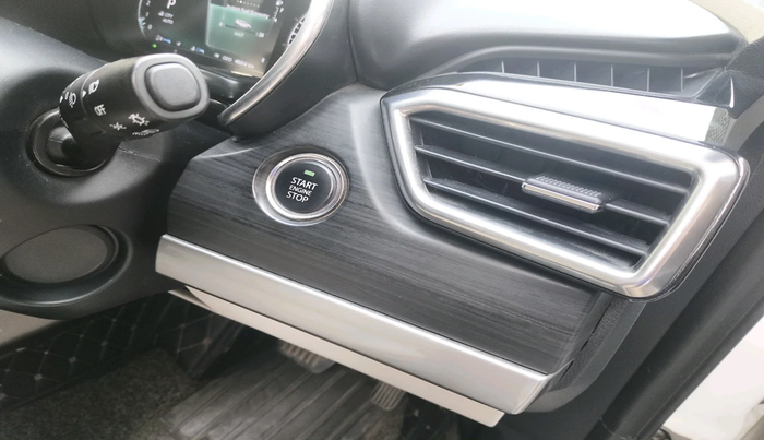 2021 Tata Safari XZA PLUS, Diesel, Automatic, 45,314 km, interior