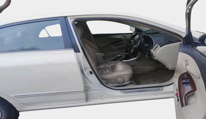 2012 Toyota Corolla Altis G PETROL, Petrol, Manual, 1,21,948 km, interior