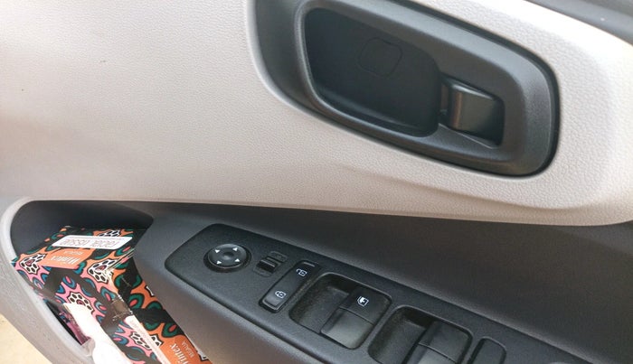 2021 Hyundai GRAND I10 NIOS MAGNA 1.2 KAPPA VTVT, Petrol, Manual, 53,099 km, interior