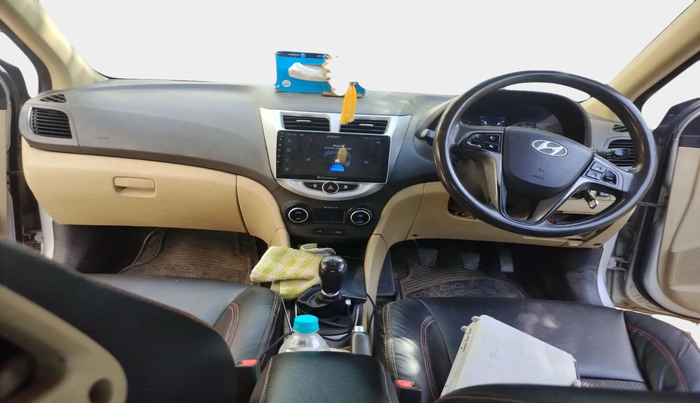 2017 Hyundai Verna 1.6 VTVT SX, Petrol, Manual, 1,21,617 km, interior