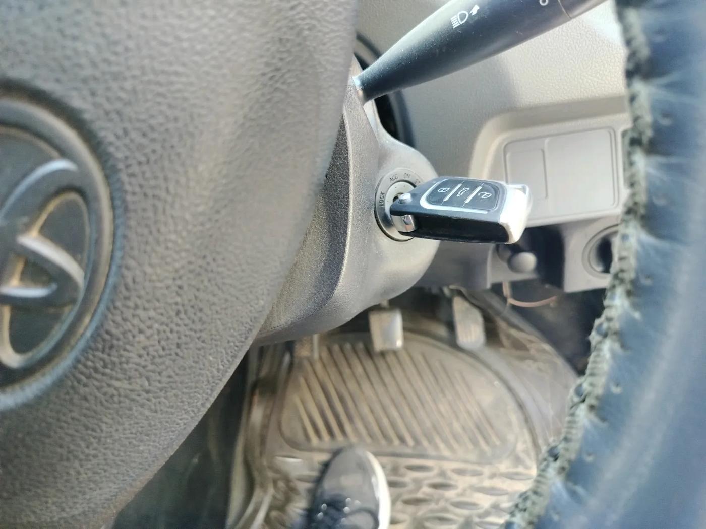 2012 Toyota Etios G, Petrol, Manual, 1,83,050 km, interior