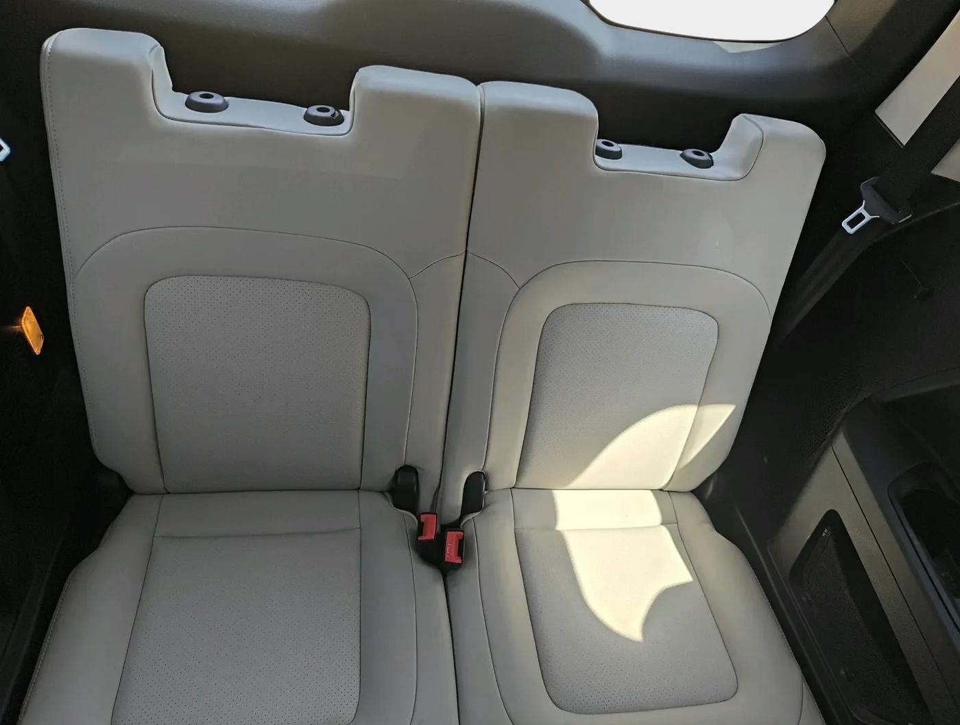 2021 Tata Safari XZ PLUS, Diesel, Manual, 64,053 km, interior