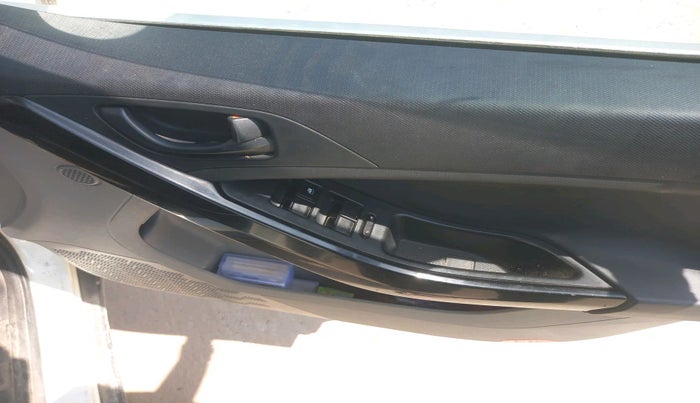 2019 Tata NEXON XM PETROL, Petrol, Manual, 6,11,148 km, interior