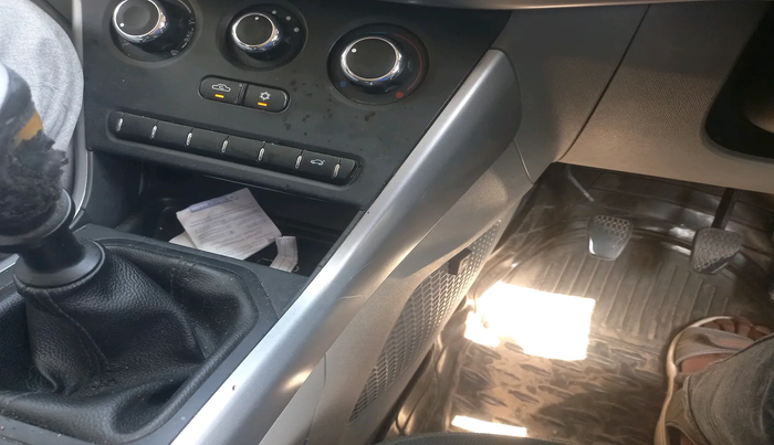 2019 Tata NEXON XM PETROL, Petrol, Manual, 6,11,148 km, interior