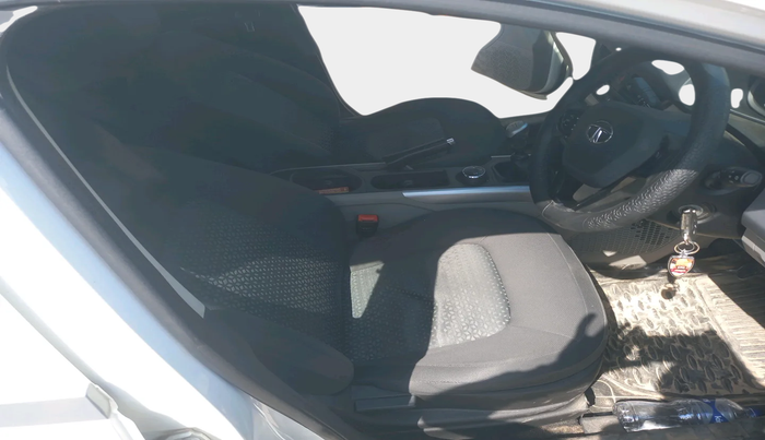 2019 Tata NEXON XM PETROL, Petrol, Manual, 6,11,148 km, interior