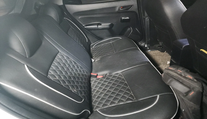 2022 Maruti Swift LXI, Petrol, Manual, 39,228 km, interior