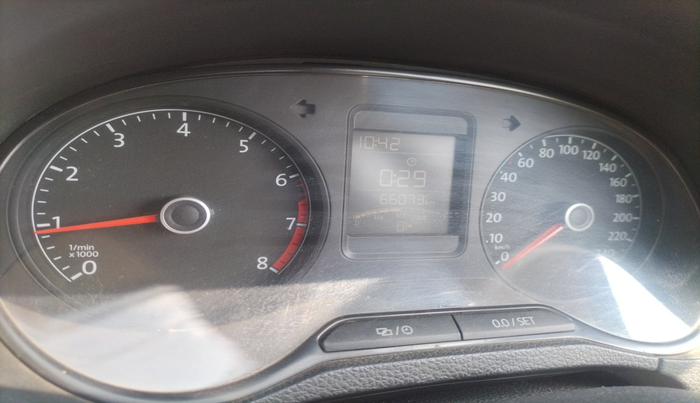 2015 Volkswagen Polo HIGHLINE1.2L, Petrol, Manual, 66,073 km, interior
