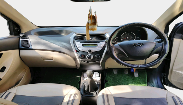 2017 Hyundai Eon MAGNA +, Petrol, Manual, 28,633 km, interior