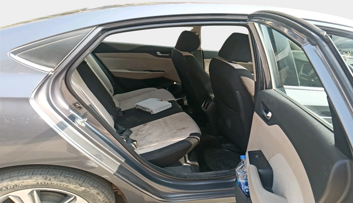 2018 Hyundai Verna 1.6 VTVT SX, Petrol, Manual, 73,490 km, interior