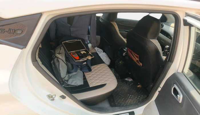 2022 Hyundai GRAND I10 NIOS SPORTZ 1.2 KAPPA VTVT CNG, Petrol, Manual, 31,988 km, interior