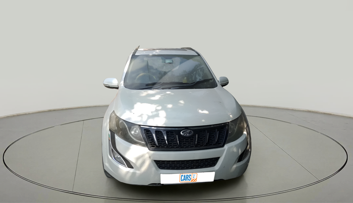 2017 Mahindra XUV500 W10 AT 1.99, Diesel, Automatic, 1,50,449 km, exterior