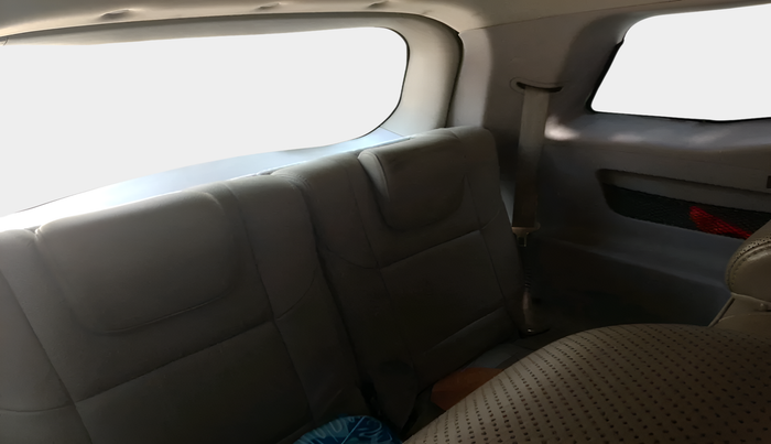 2017 Mahindra XUV500 W10 AT 1.99, Diesel, Automatic, 1,50,449 km, interior