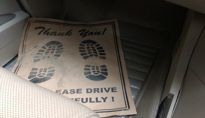 2017 Mahindra XUV500 W10 AT 1.99, Diesel, Automatic, 1,50,449 km, interior